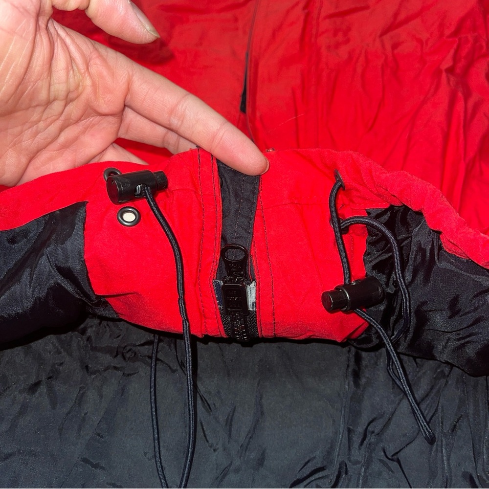 Vintage Marlboro Adventure Team Red Hooded Jacket Mens Large Windbreaker - Picture 4 of 12